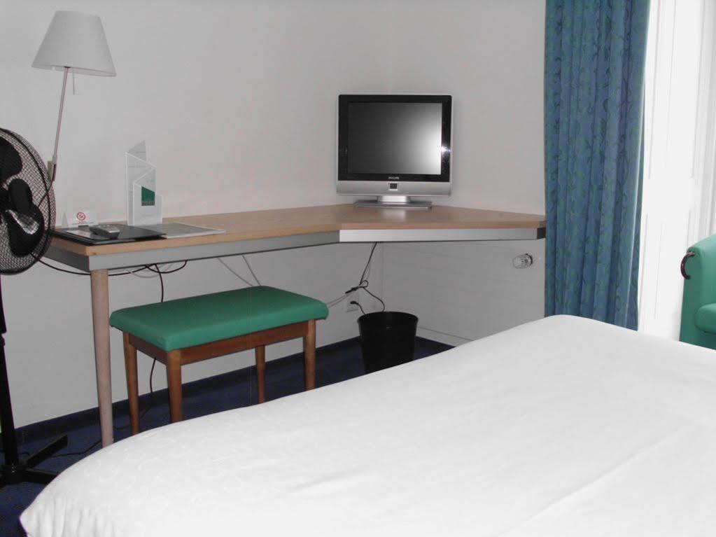 Hotel Grand Europe 4*