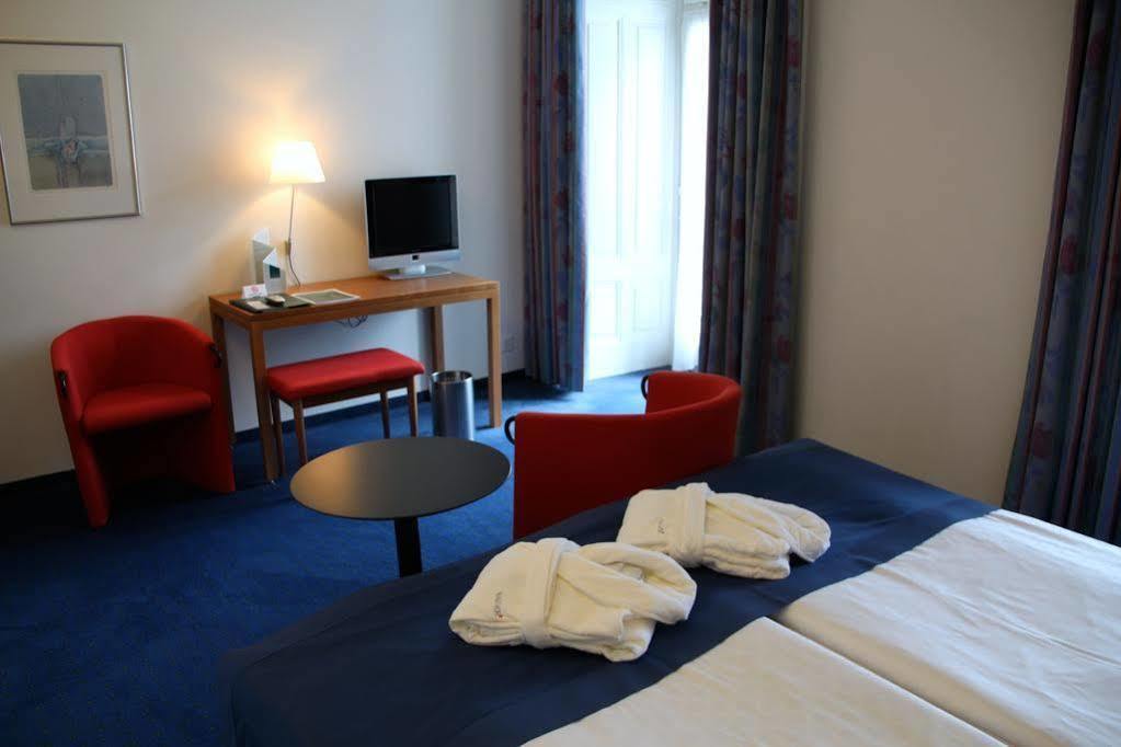 Hotel Grand Europe 4*