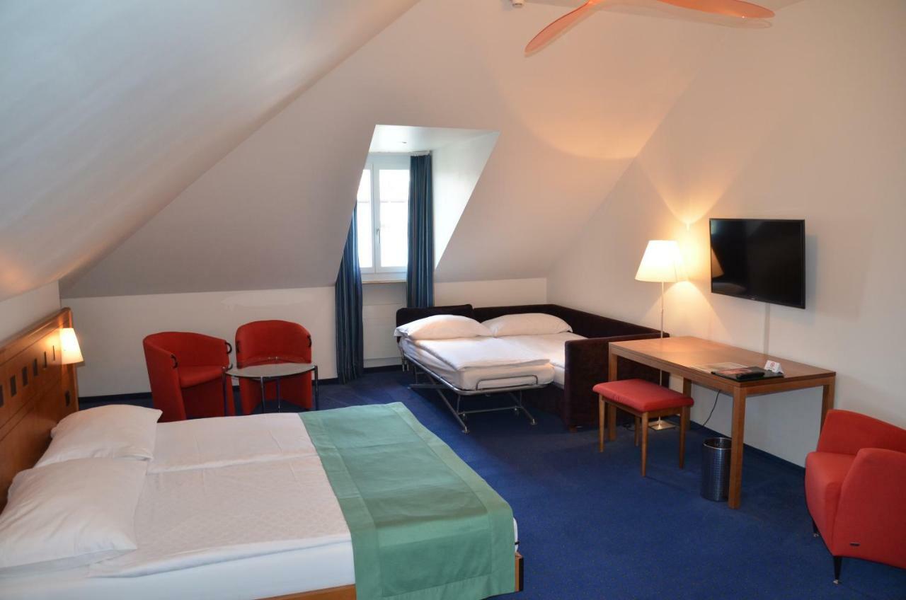 Hotel Grand Europe 4*